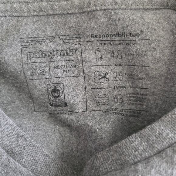 Patagonia Responsibili Tee Gray Long Sleeve Graphic Print Women Sz XS - Picture 7 of 7